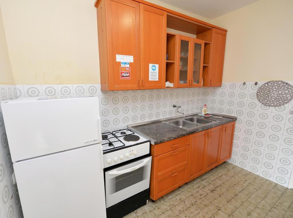Apartment Rem Novalja