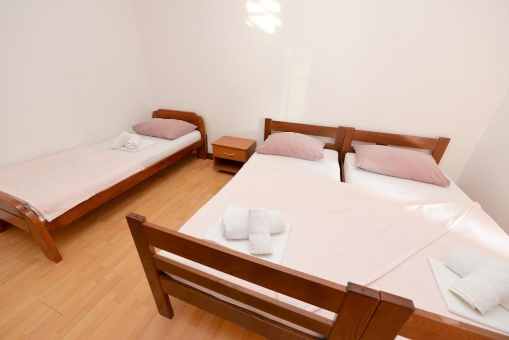 Rem Apartment